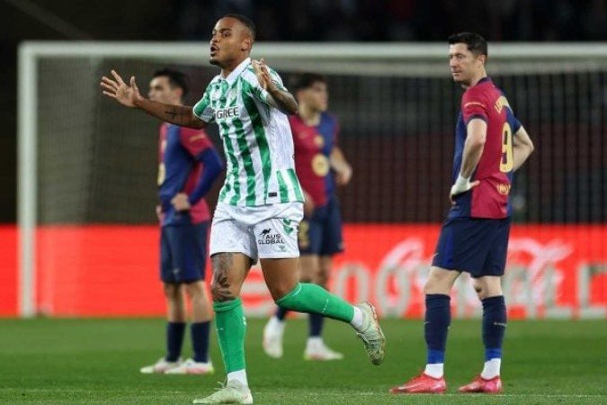 Natan tem se consolidado no futebol espanhol e deve permanecer no Betis - (crédito: Foto: Judit Cartiel/Getty Images) Natan tem se consolidado no futebol espanhol e deve permanecer no Betis - (crédito: Foto: Judit Cartiel/Getty Images)
