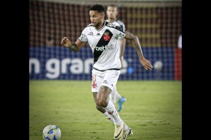 Jair tem um dos salários mais altos do Vasco - (crédito: Foto: Matheus Lima/Vasco) Jair tem um dos salários mais altos do Vasco - (crédito: Foto: Matheus Lima/Vasco)