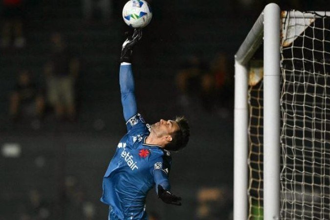 LÉO JARDIM - Fez duas grandes defesas no primeiro tempo. Já na etapa final, foi menos exigido, mas apareceu bem quando foi acionado. NOTA: 6,5 - Foto: Divulgação/Conmebol