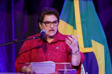 Márcia Lopes disse ter pedido uma reunião oficial entre todas as titulares de pastas para tratar do tema e articular um posicionamento coletivo -  (crédito: Fabio Rodrigues-Pozzebom/ Agência Brasil)