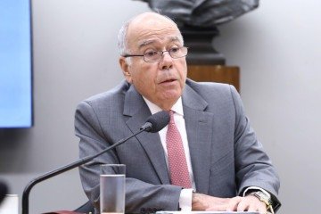 O ministro Mauro Vieira (foto) também disse que os interesses nacionais são prioridade do governo -  (crédito: Vinicius Loures/Câmara)