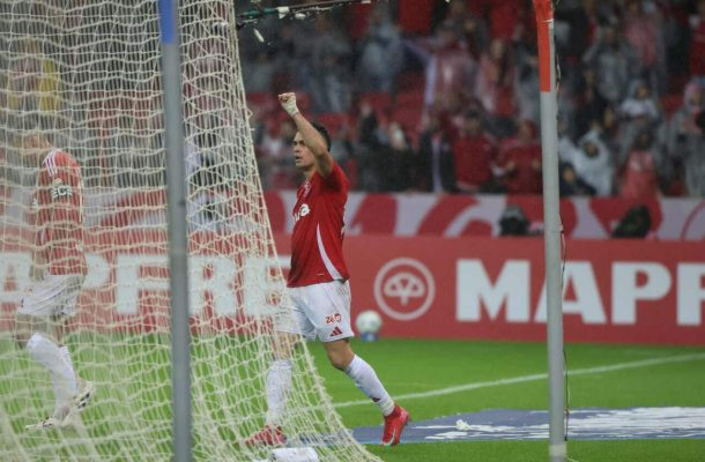 Pode comemorar, Internacional. A vitória por 2 a 1 sobre o Bahia leva o time às oitavas da Libertadores e em 1º no Grupo F -  (crédito: Foto: Ricardo Duarte / Internacional)