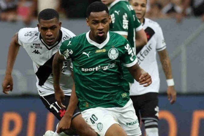 ALLAN -  Entrou bem na vaga de Estêvão. Se movimentou bem na entrada da área e deu uma assistência em uma jogada rápida e de inteligência. Nota: 6 - Foto: Cesar Greco/Palmeiras