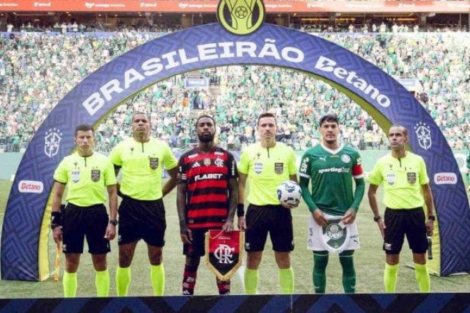 Flamengo e Palmeiras foram um dos que se posicionaram contra restrições das 'bets' -  (crédito: Foto:Adriano Fontes/Flamengo)