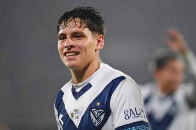 Álvaro Montoro, do Vélez Sarsfield, está no radar do Botafogo - (crédito: Foto: Hernan Cortez/Getty Images) Álvaro Montoro, do Vélez Sarsfield, está no radar do Botafogo - (crédito: Foto: Hernan Cortez/Getty Images)