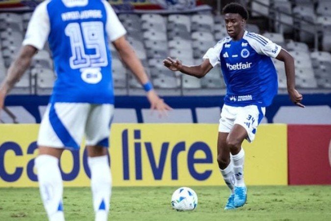 JONATHAN JESUS - Demonstrou um pouco de insegurança nas ações defensivas e teve uma atuação abaixo do que se espera. NOTA: 5,0 - Foto: Gustavo Aleixo/Cruzeiro