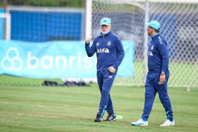 Grêmio terá mudanças em três peças do seu setor defensivo - (crédito: Foto: Lucas Uebel / Grêmio FBPA) Grêmio terá mudanças em três peças do seu setor defensivo - (crédito: Foto: Lucas Uebel / Grêmio FBPA)