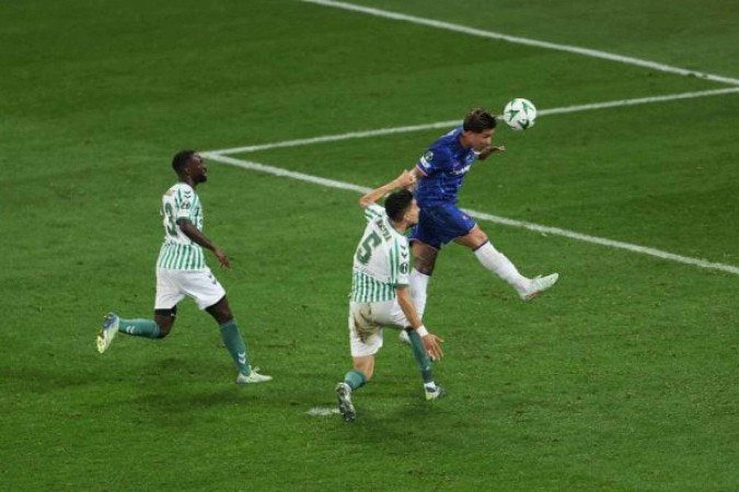 Momento do gol marcado por Enzo Fernández na final da Liga Conferência - (crédito: Foto: Dean Mouhtaropoulos/Getty Images) Momento do gol marcado por Enzo Fernández na final da Liga Conferência - (crédito: Foto: Dean Mouhtaropoulos/Getty Images)
