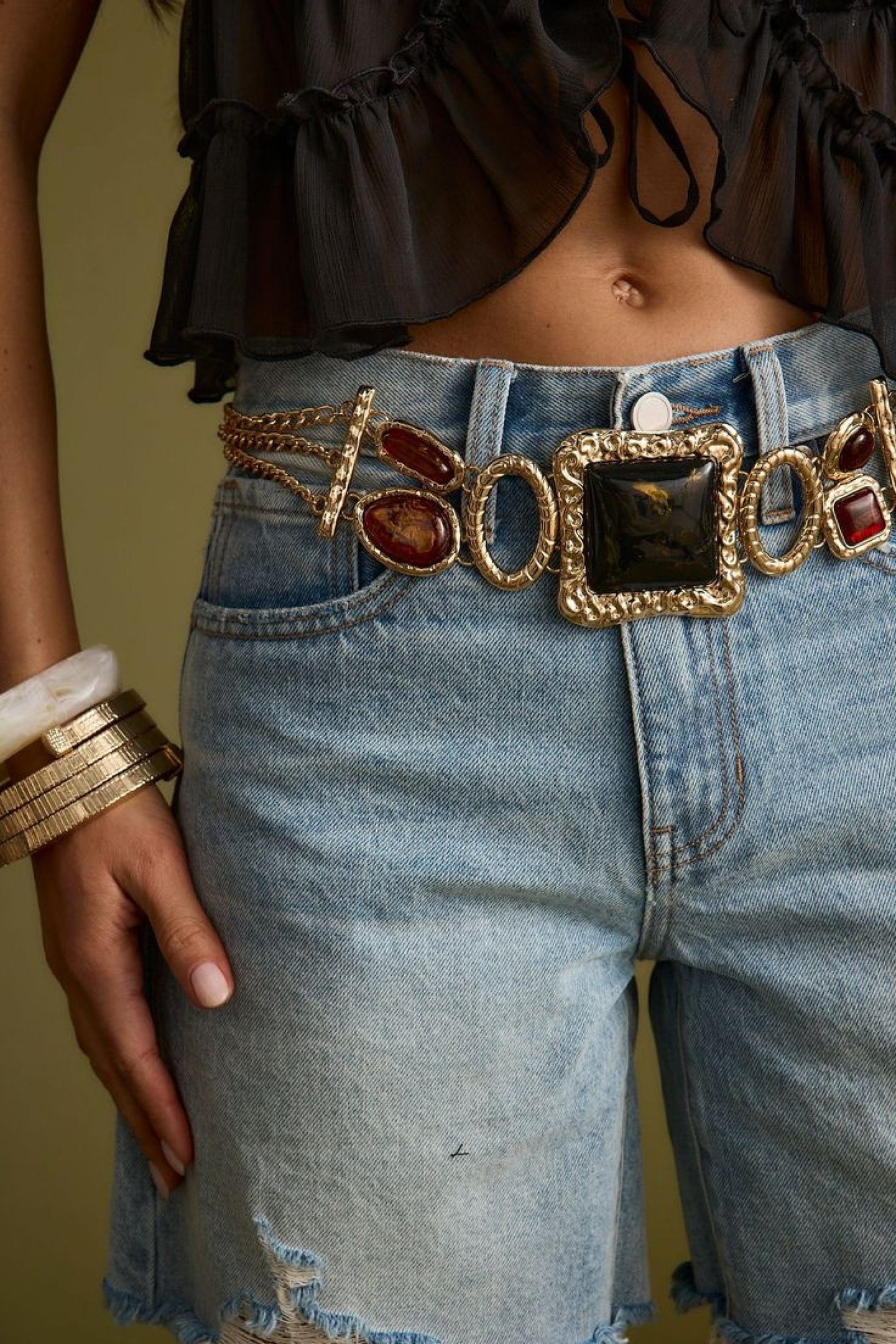 Cintos são uma boa opção para realçar o look