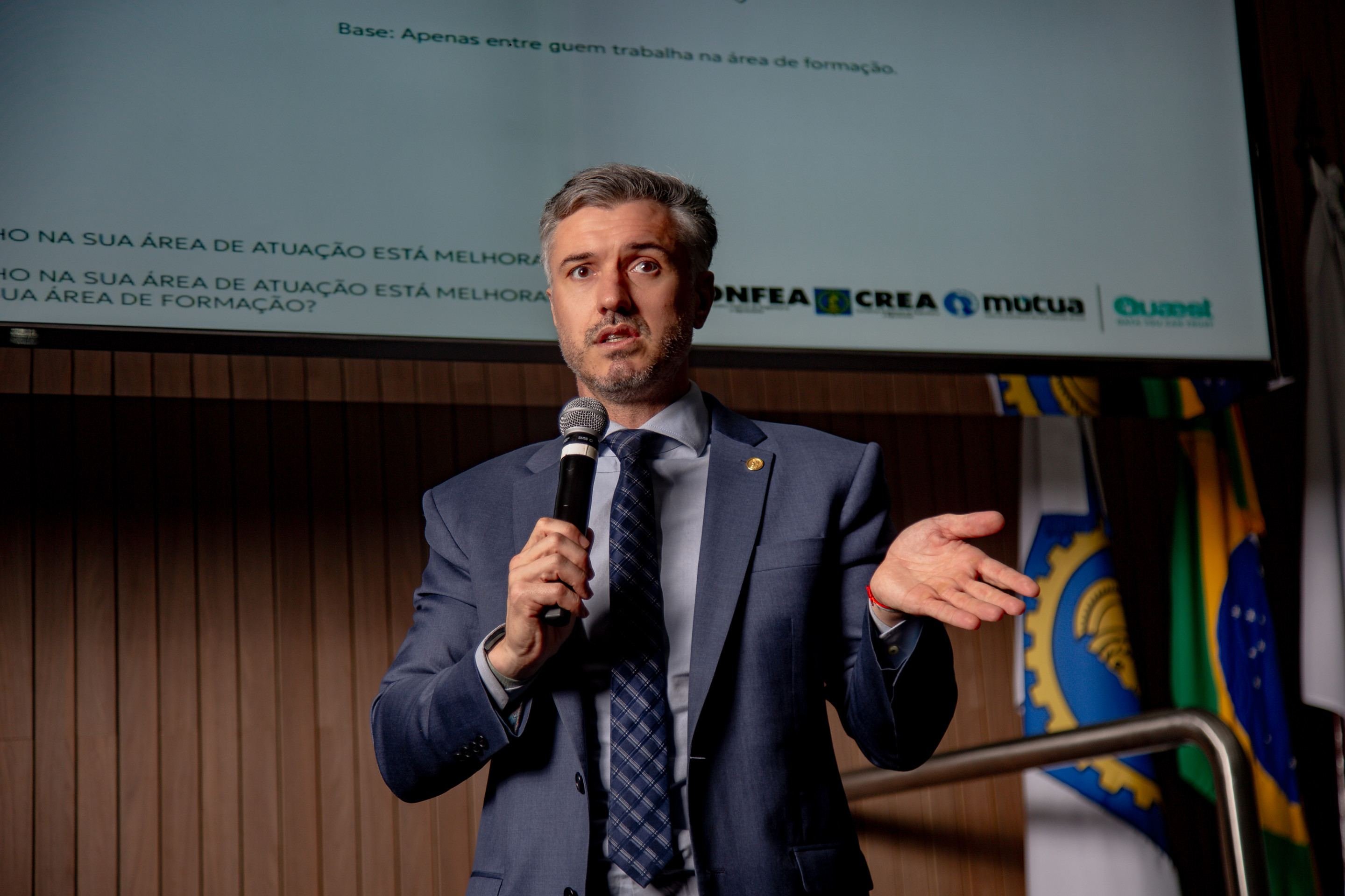 Engenheiros, agrônomos e geocientistas possuem renda superior à média nacional