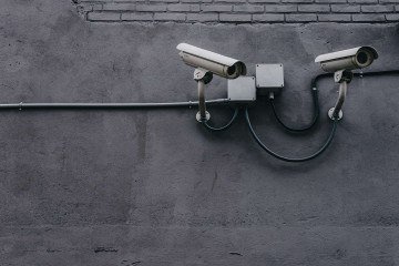 Apenas 15% das residências no Brasil têm seguro contratado contra casos como furto e roubo -  (crédito: Scott Webb/Unsplash)
