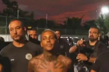 Polícia diz que Poze do Rodo faz apologia ao tráfico e à facção nos shows -  (crédito: Reprodução/Polícia Civil do RJ)