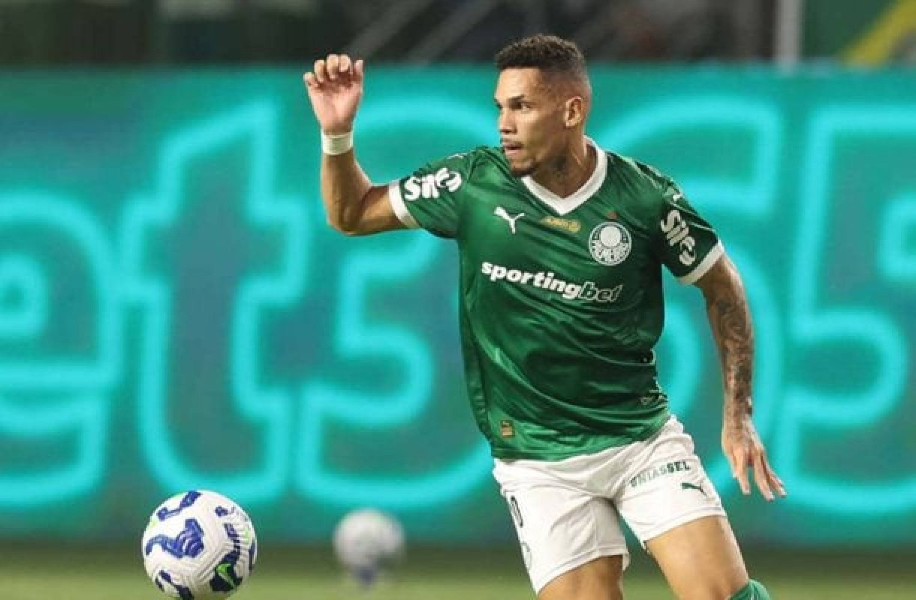 Paulinho ressalta confiança após primeiro gol pelo Palmeiras