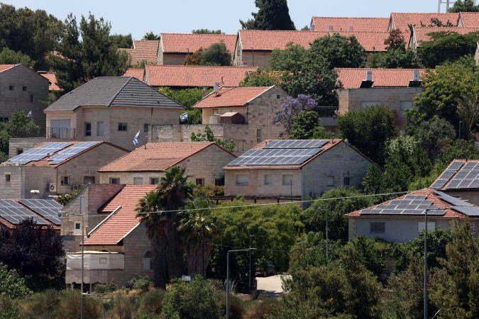 Casas do assentamento israelense de Psagot, na Cisjordânia, perto de Ramallah e de Al-Bireh -  (crédito: Zain Jaafar/AFP)