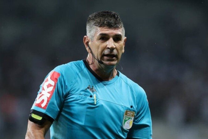 Marcelo de Lima Henrique estava escalado como assistente do VAR para o jogo entre Cruzeiro e Palmeiras - (crédito: - Foto: Cesar Greco/Palmeiras ) Marcelo de Lima Henrique estava escalado como assistente do VAR para o jogo entre Cruzeiro e Palmeiras - (crédito: - Foto: Cesar Greco/Palmeiras )