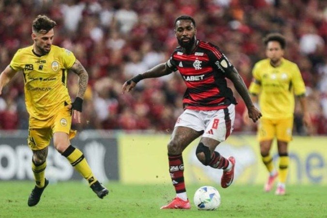 Gerson em ação no Maracanã diante do Deportivo Táchira -  (crédito: Foto: Gilvan de Souza/Flamengo)