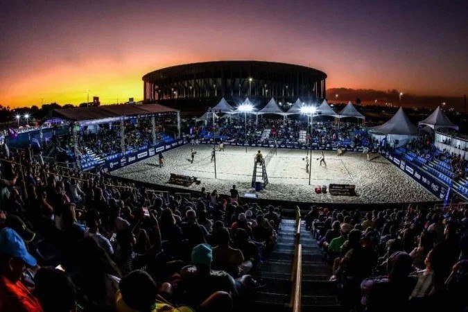 Beach tennis caiu no gosto do brasiliense e promete grandes públicos no ITF Sand Series Classic na cidade - (crédito: Divulgação/Sand Series Brasília) Beach tennis caiu no gosto do brasiliense e promete grandes públicos no ITF Sand Series Classic na cidade - (crédito: Divulgação/Sand Series Brasília)