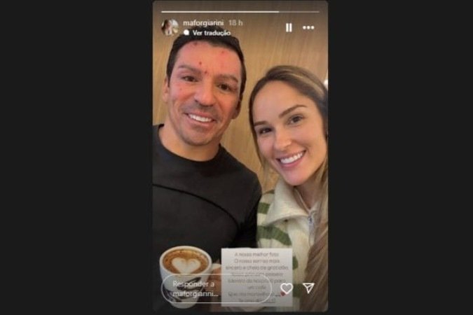 Lúcio, ex-zagueiro da Seleção, apareceu sorrindo ao lado da esposa e com algumas lesões evidentes na pele do seu rosto - (crédito: Foto: Reprodução / Instagram) Lúcio, ex-zagueiro da Seleção, apareceu sorrindo ao lado da esposa e com algumas lesões evidentes na pele do seu rosto - (crédito: Foto: Reprodução / Instagram)