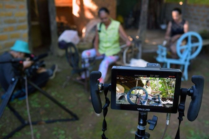 Gravação das fiandeiras de documentário sobre Lais Aderne