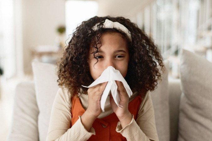 Alguns cuidados ajudam a evitar doenças respiratórias nas crianças (Imagem: PeopleImages.com - Yuri A | Shutterstock) - (crédito: EdiCase) Alguns cuidados ajudam a evitar doenças respiratórias nas crianças (Imagem: PeopleImages.com - Yuri A | Shutterstock) - (crédito: EdiCase)