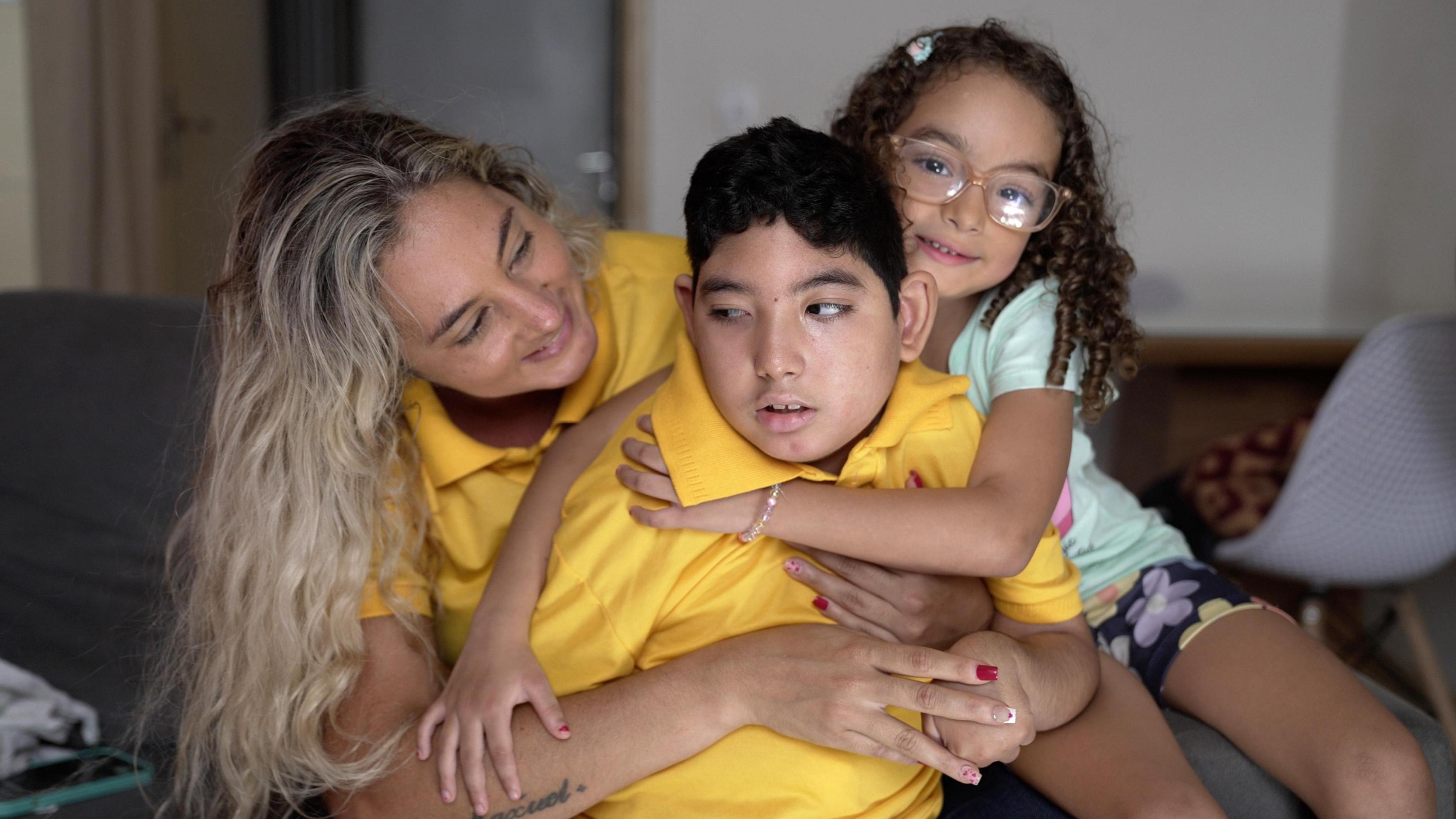 Zika uniu Lenice França, Anne Caroline Rosa e Rute Freires, que se tornaram melhores amigas -  (crédito: Felix Lima/BBC Brasil)