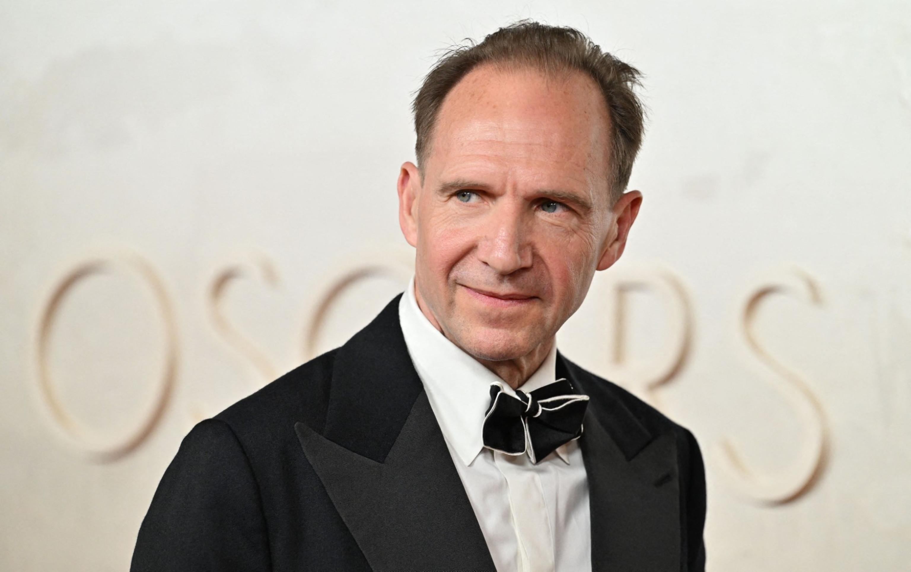 Ralph Fiennes 