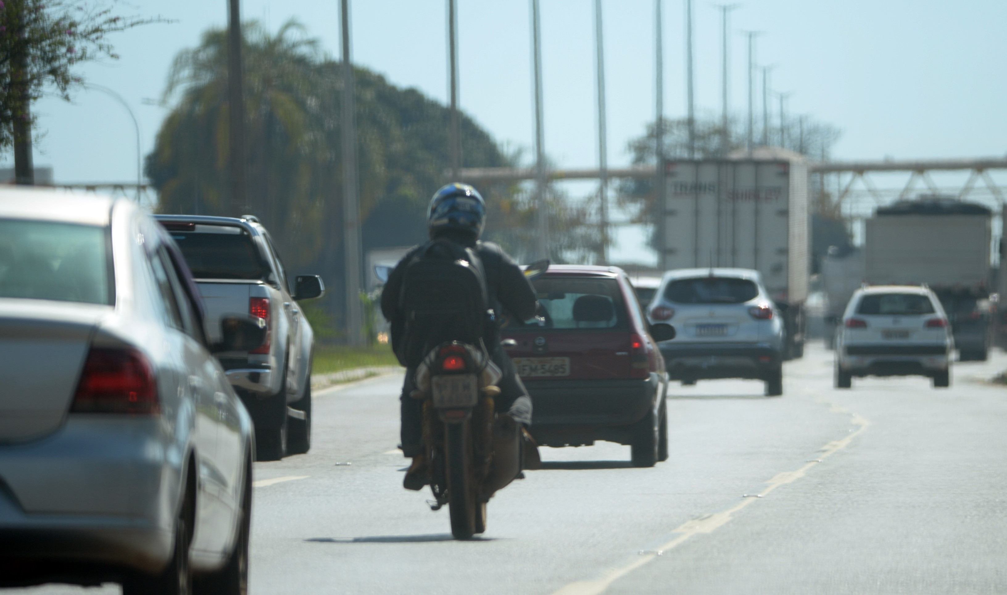 Motociclista morre em colisão na BR-020, entre Sobradinho e Planaltina