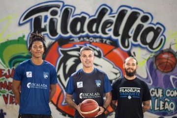 Da esquerda para direita: Luizão, Fabrício Faria e Daniel Abraão. O projeto surgiu para oferecer esporte para atletas sem oportunidade -  (crédito: Daniel Fagundes/Filadélfia)