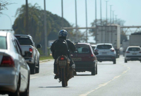  Ed Alves CB/DA Press