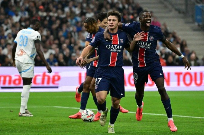 João Neves (esquerda) foi o mais caro entre todos os meio-campistas da final da Liga dos Campeões da Europa entre PSG e Inter de Milão - (crédito: AFP) João Neves (esquerda) foi o mais caro entre todos os meio-campistas da final da Liga dos Campeões da Europa entre PSG e Inter de Milão - (crédito: AFP)