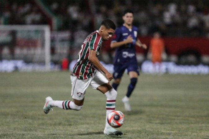 RIQUELME FELIPE - Das opções que vieram do banco foi quem mais apareceu. O jovem esteve bem ao lado direito, criou oportunidades e deu mais veolocidade ao ataque Tricolor. Nota: 6 - Foto: Marcelo Gonçalves/Fluminense FC