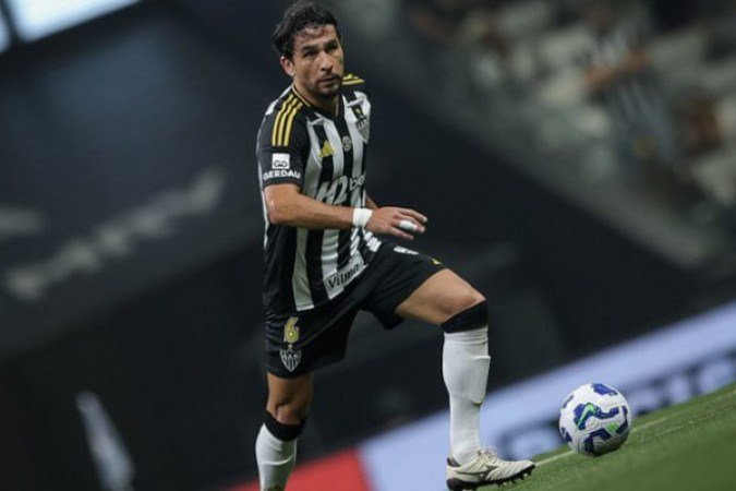 JUNIOR ALONSO - Correto na marcação, fechando espaços. Pouco se aventurou na frente. Saiu na reta final para a vaga de Sarávia NOTA 6,0. Foto: Pedro Souza/Atlético