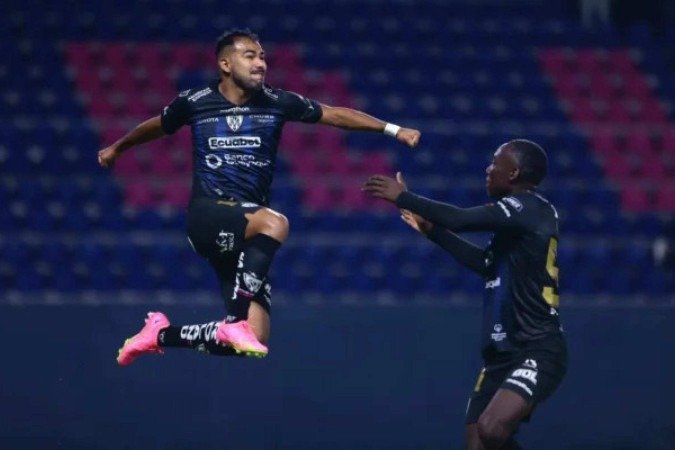 Sornoza jogou no Fluminense e no Corinthians - (crédito: Foto: Divulgação / IDV) Sornoza jogou no Fluminense e no Corinthians - (crédito: Foto: Divulgação / IDV)