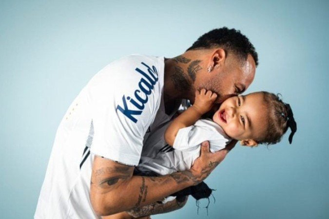 Neymar com Mavie - (crédito: Divulgação/Santos) Neymar com Mavie - (crédito: Divulgação/Santos)