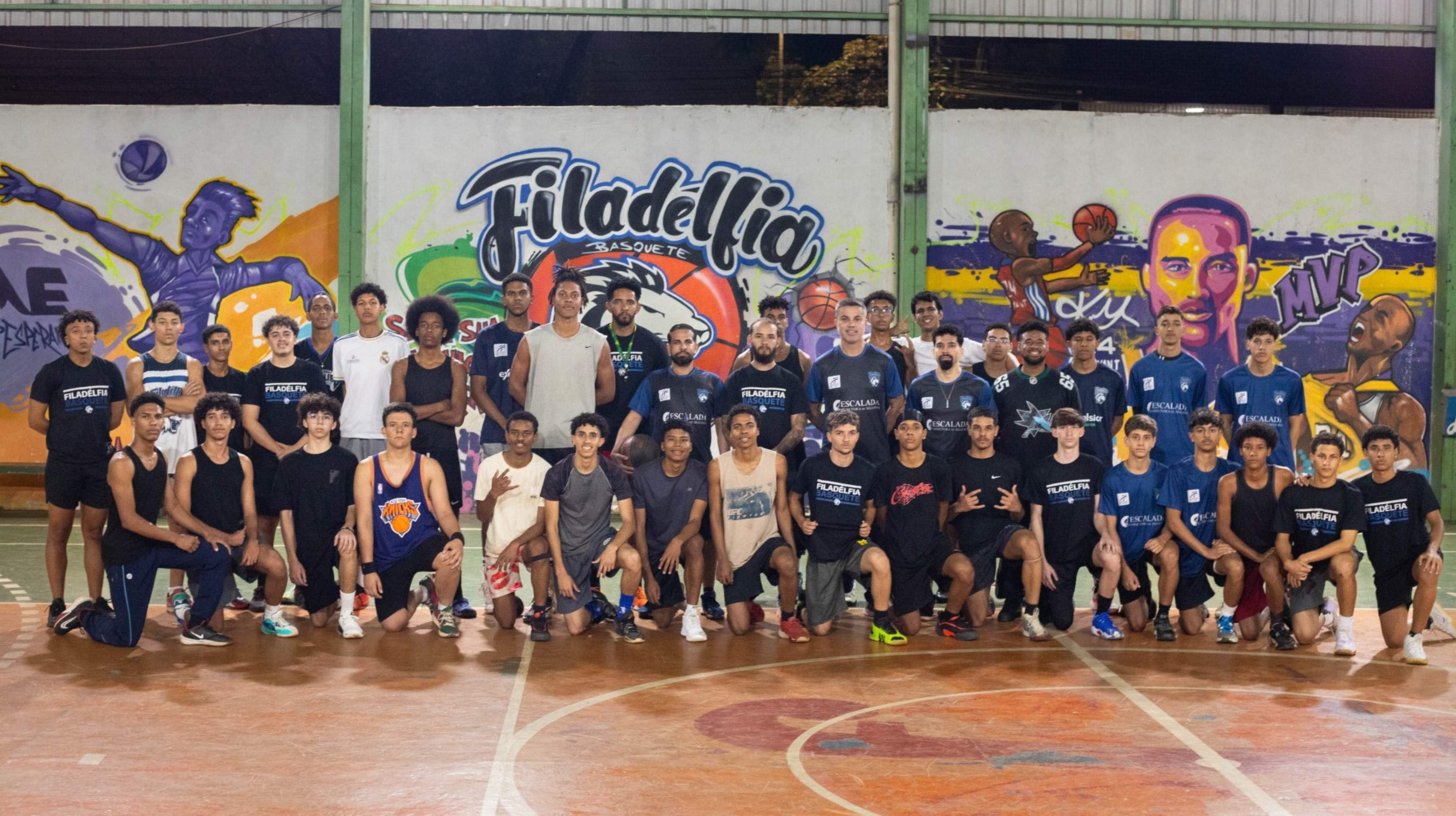 Tendo Taguatinga como casa, atualmente, o time participa de competições profissionais Brasil afora