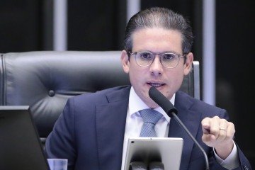 Motta: suspensão do decreto para não afetar operações de risco sacado - (crédito: Bruno Spada/Agência Câmara) Motta: suspensão do decreto para não afetar operações de risco sacado - (crédito: Bruno Spada/Agência Câmara)