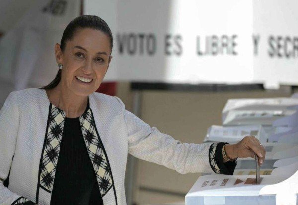 López Obrador foi um dos grandes defensores da reforma no Judiciário, que foi retomada por Sheinbaum ao assumir a presidência em 2024 -  (crédito: Getty Images)