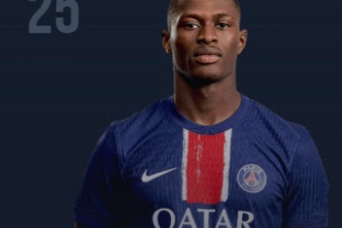 NUNO MENDES – Mais uma atuação acima da média na lateral. Fechou os espaços na intermediária defensiva e iniciou bem as trocas de passes quando o time partiu para o ataque. NOTA 8,0. Foto: Divulgação/PSG