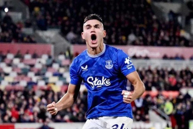 Alcaraz marcou apenas três gols pelo Flamengo - (crédito: Foto: Divulgação Everton FC) Alcaraz marcou apenas três gols pelo Flamengo - (crédito: Foto: Divulgação Everton FC)
