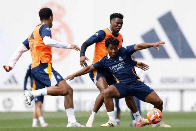 Real têm um elenco avaliado em US$ 6,75 bilhões (R$ 38,5 bilhões) de acordo com a Forbes - (crédito: María Jiménez/Real Madrid) Real têm um elenco avaliado em US$ 6,75 bilhões (R$ 38,5 bilhões) de acordo com a Forbes - (crédito: María Jiménez/Real Madrid)