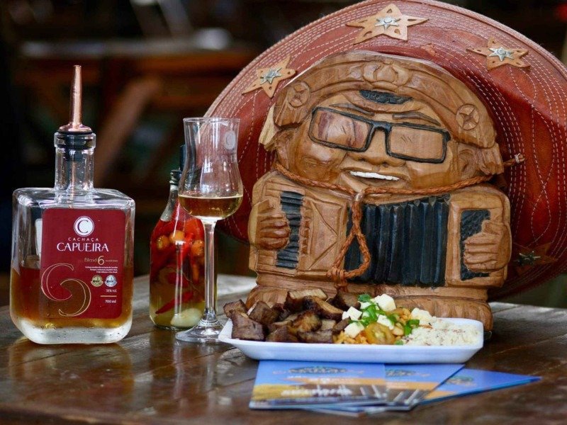 Festival da Cachaça é aposta para apreciadores da 'docinha'  -  (crédito: Divulgação )