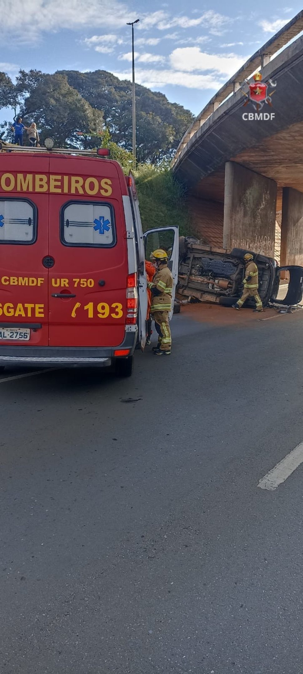 O acidente aconteceu na manhã de sábado