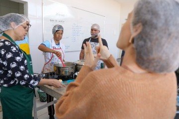 Centro de Educação de Jovens e Adultos da Asa Sul oferta capacitação profissional e inclusão social - (crédito: LUCIO BERNARDO JR) Centro de Educação de Jovens e Adultos da Asa Sul oferta capacitação profissional e inclusão social - (crédito: LUCIO BERNARDO JR)
