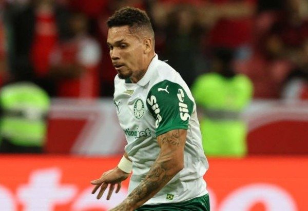 PAULINHO - Entrou no intervalo. Ainda está muito longe da melhor forma física. Muito discreto e sem explosão. NOTA 5,5. Foto:  Cesar Greco/Palmeiras