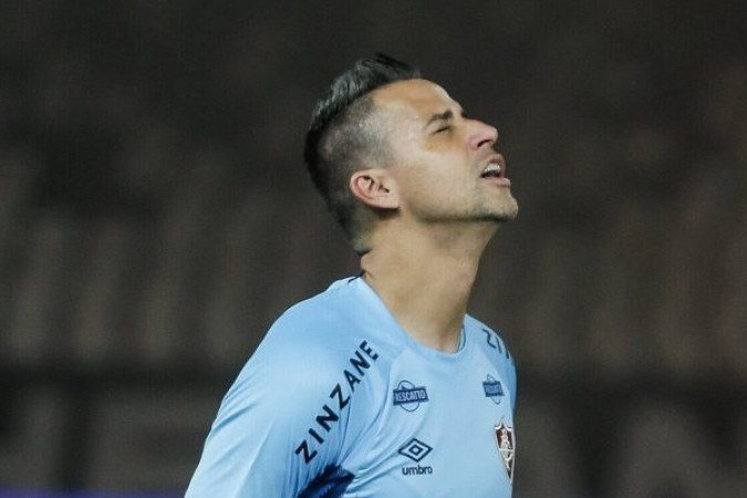 FÁBIO -  O goleiro teve uma atuação segura, sem maiores complicações e com defesas providenciais quando foi exigido. NOTA: 6,0. Foto: Marcelo Gonçalves/Fluminense