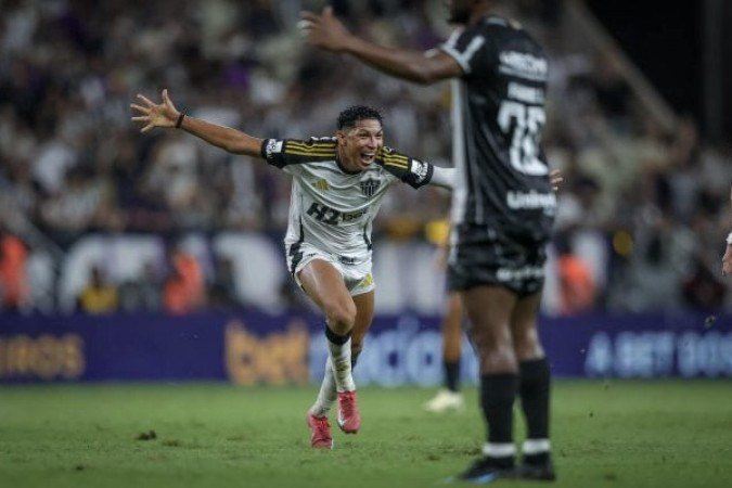 RONY - Bom jogo, muita movimentação e premiado com o gol. NOTA 7,5 - Foto: Pedro Souza / Atlético