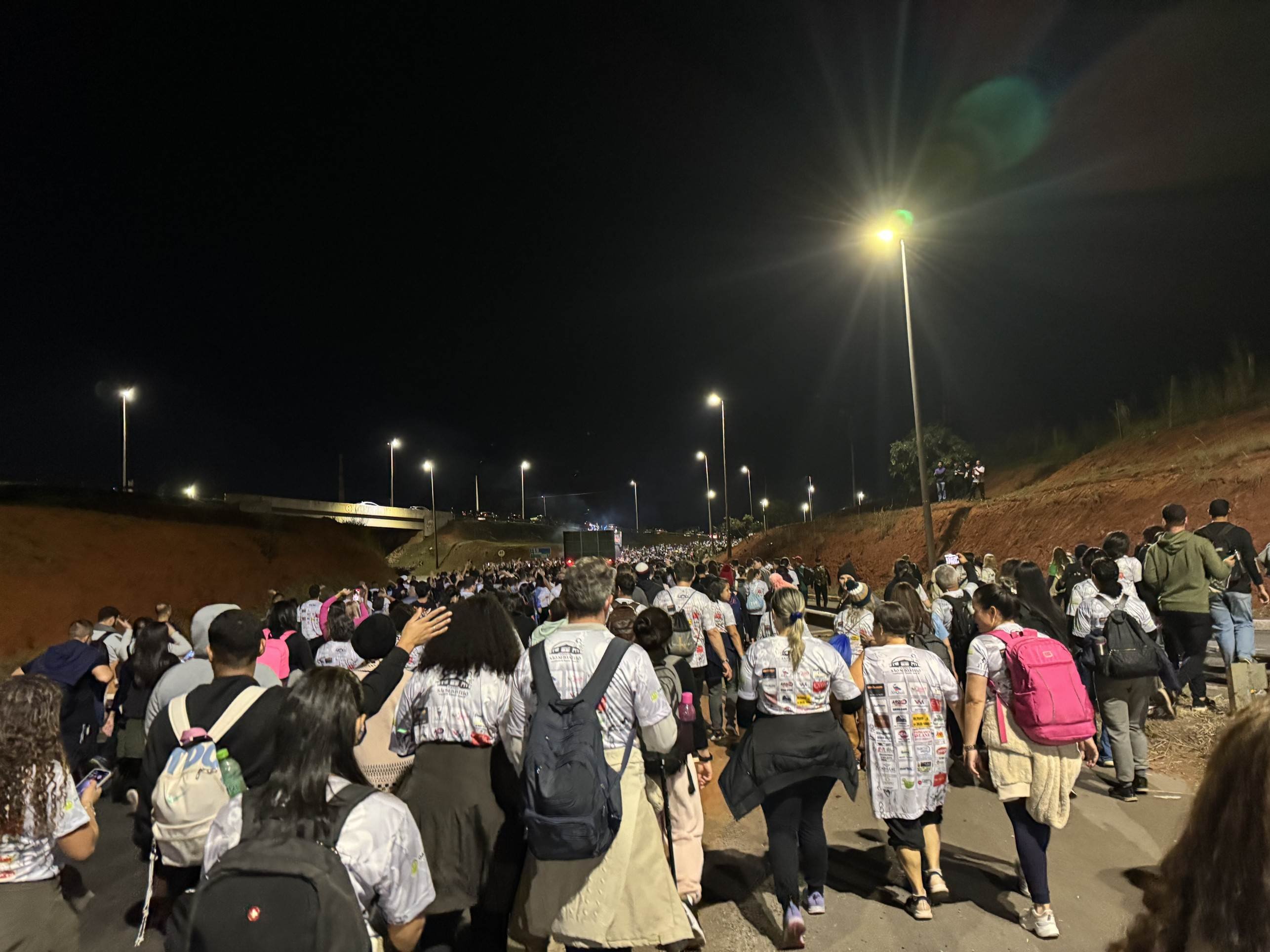 A cada ano, uma santa é homenageada pela Caminhada Mariana. Em 2025, foi a vez de Nossa Senhora do Sorriso