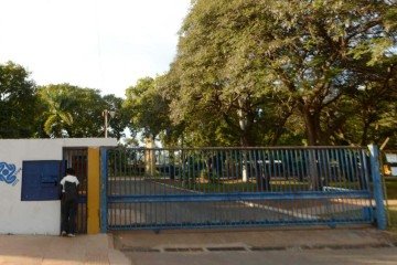 Escola Setor Leste amanheceu praticamente vazia em primeiro dia de greve.  -  (crédito: Ed.Alves CB/DAPress)