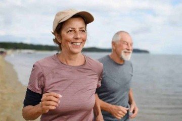 Exercício físico pode aumentar chance de sobrevivência de pacientes com câncer, indica pesquisa -  (crédito: BBC Geral)