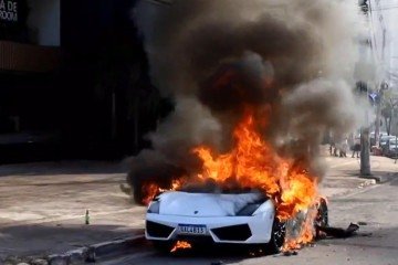 As causas do incêndio são desconhecidas - (crédito: Reprodução / X) As causas do incêndio são desconhecidas - (crédito: Reprodução / X)